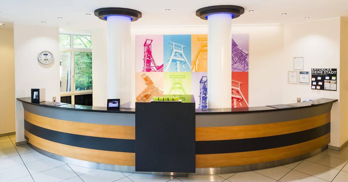 Hotel Bochum Wattenscheid affiliated by Meliá Esterno foto