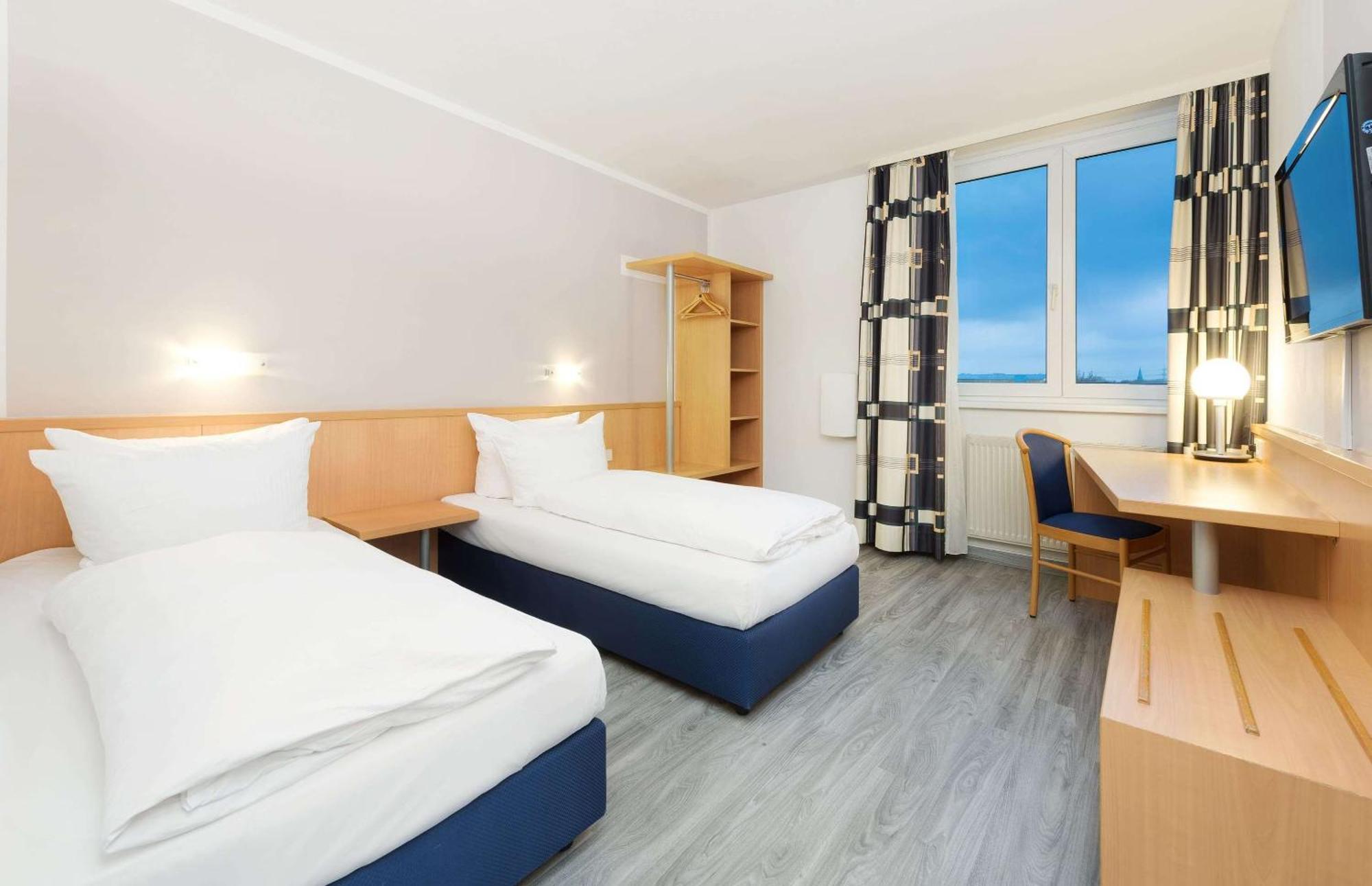 Hotel Bochum Wattenscheid affiliated by Meliá Esterno foto