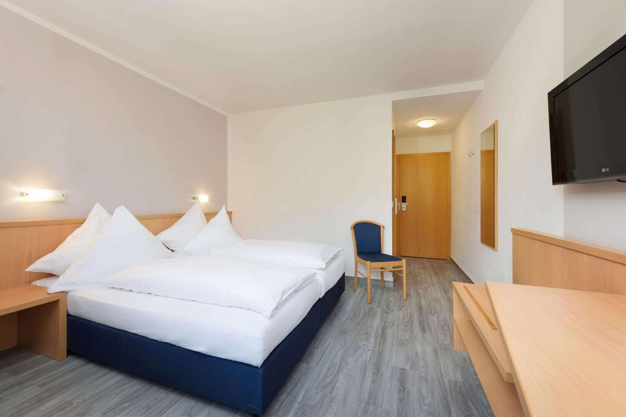 Hotel Bochum Wattenscheid affiliated by Meliá Esterno foto